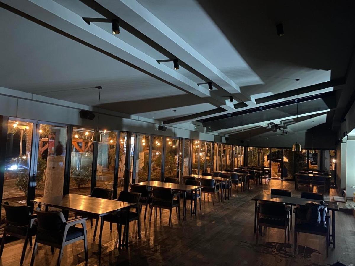 Hotel Cami Debar Exteriér fotografie